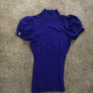 Turtle neck short sleeve top